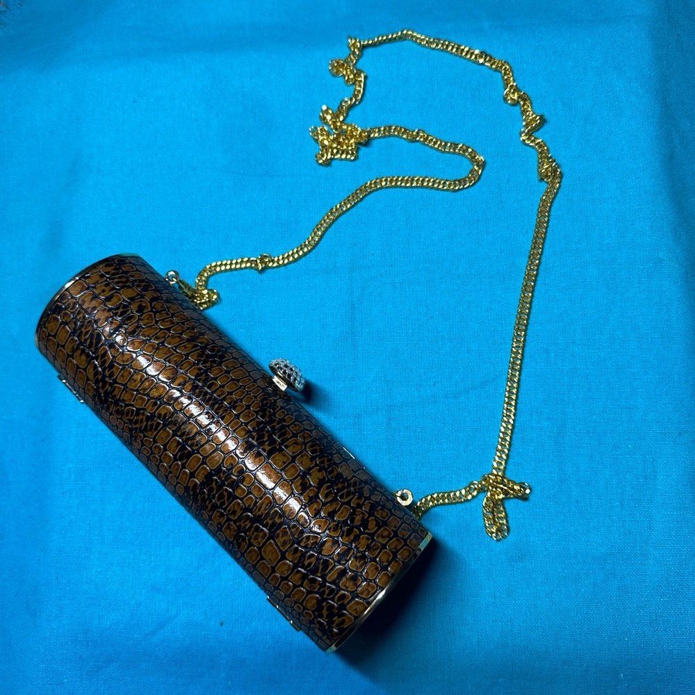 Purse - Picture 3 of 13